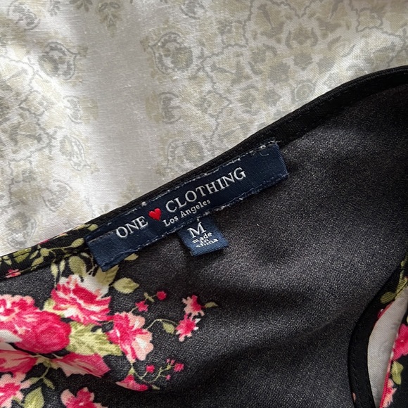 ONE CLOTHING LA, size M, romper - Picture 4 of 6